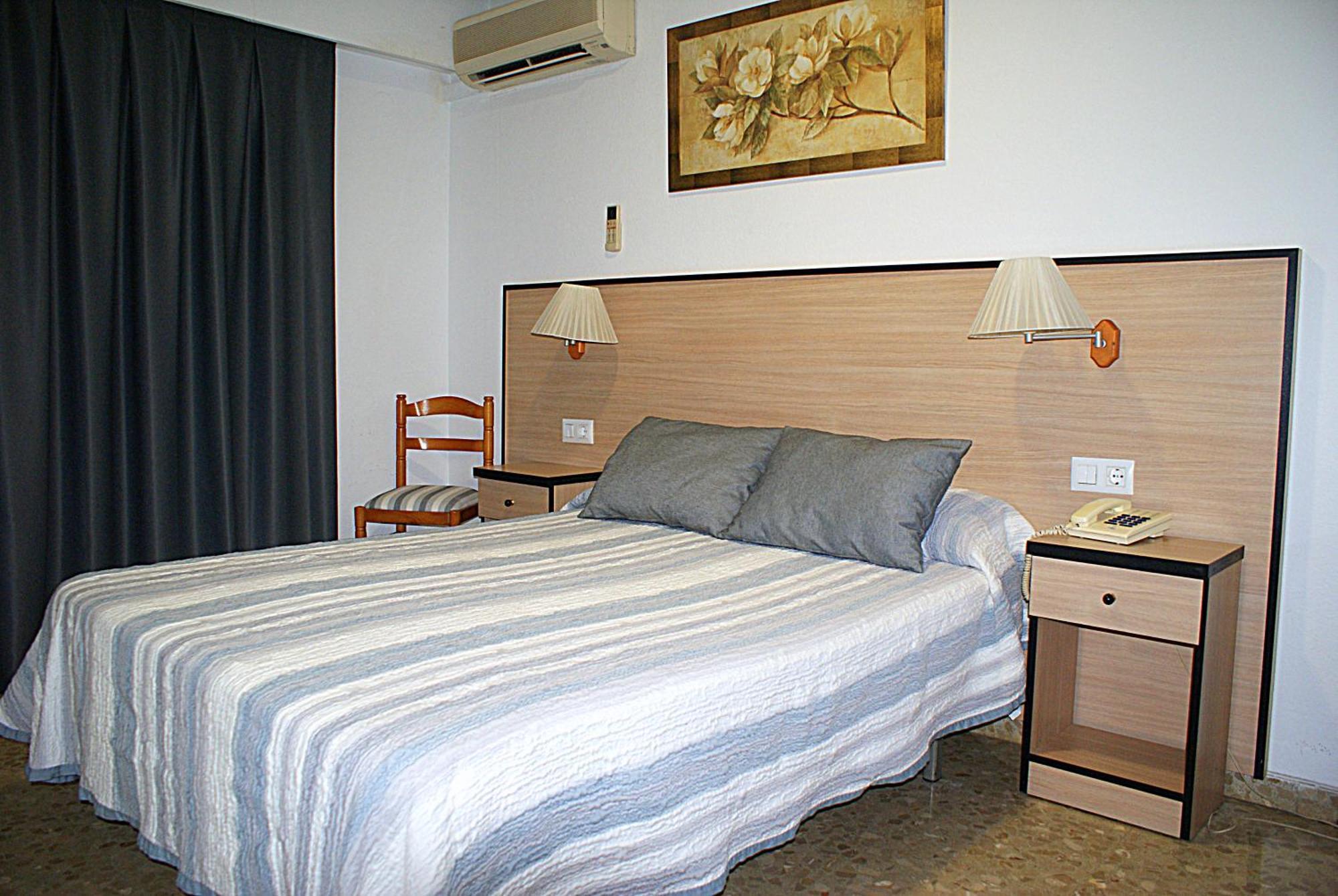 Hotel Carabela 2 Cullera Exterior photo